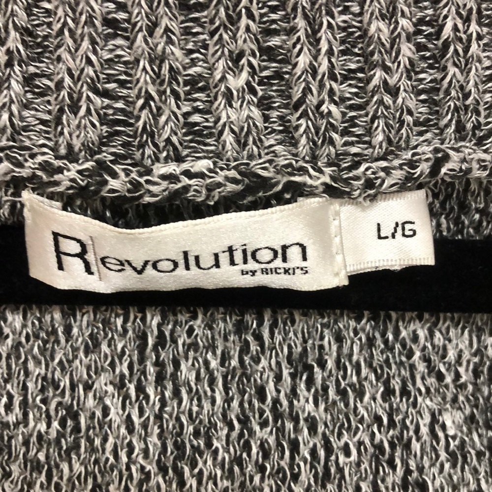 Sweater - Picture 3 of 9